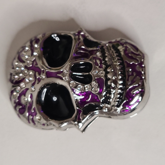 Metal Belt Buckle, Skull and Bones, Rhinestones 3" - Picture 2 of 5